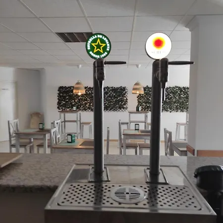 Hostal Taberno 塔韦尔诺