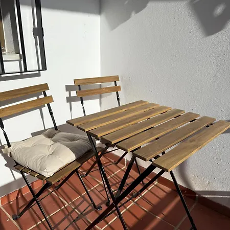 Hostal Taberno 招待所 塔韦尔诺